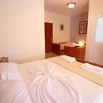 Olympia 호텔 Sarandë