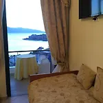 Olympia 3*