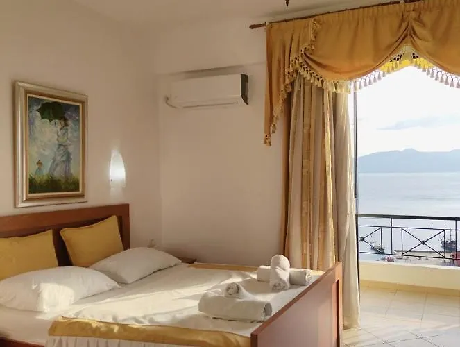 Olympia 3* Sarandë
