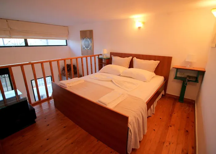 Olympia Hotel 3*