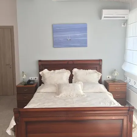 Olympia Hotel 3*