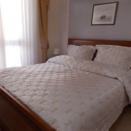 Olympia ホテル Sarandë