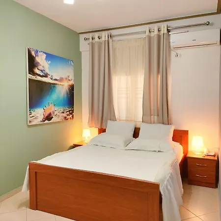 Olympia מלון 3*