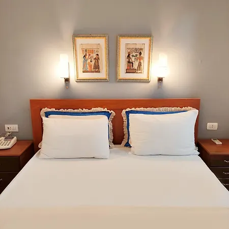 Olympia Hotel