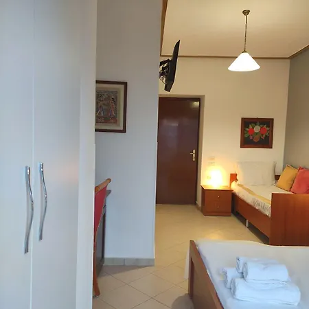 Olympia Hotel 3*