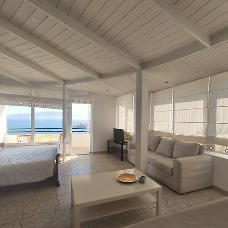Olympia 3* Sarandë